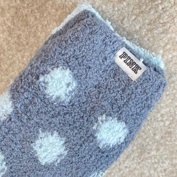 PINK Fluffy Fleece Socks 2-Pack New! - Picture 5 of 5
